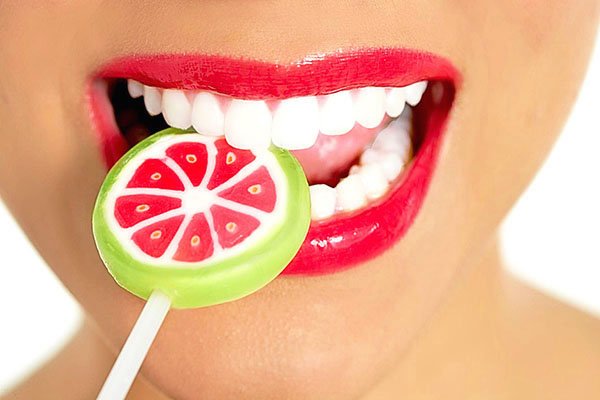 8 Surprising Ways You May Be Damaging Your Teeth