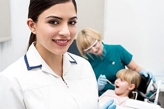 Looking for the Best Dentist in Glenroy?