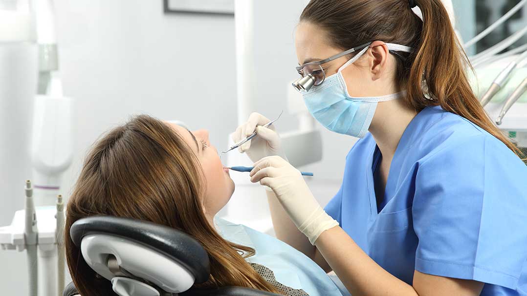 How to Choose the Right Dental Surgery and Surgeons in Glenroy